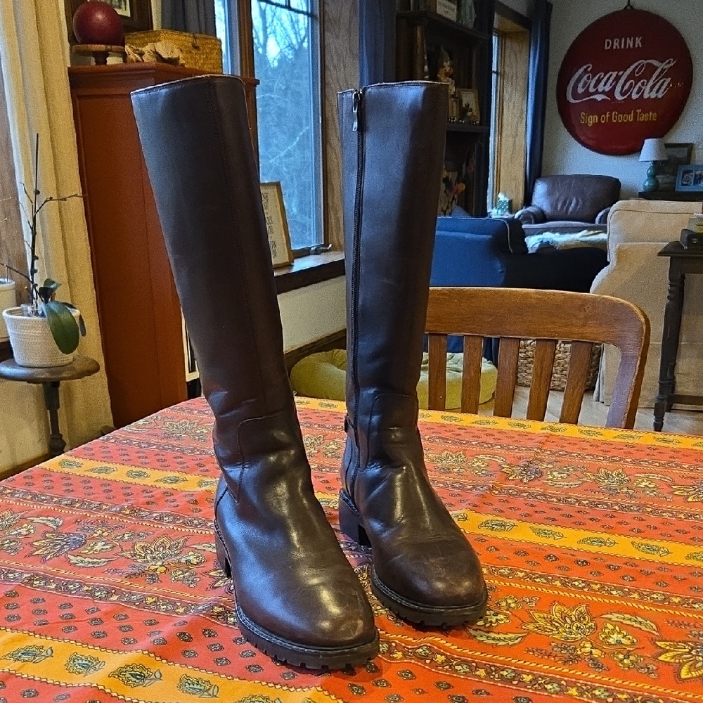 Santana Canada Nicky Brown Knee-High Leather Boots 10